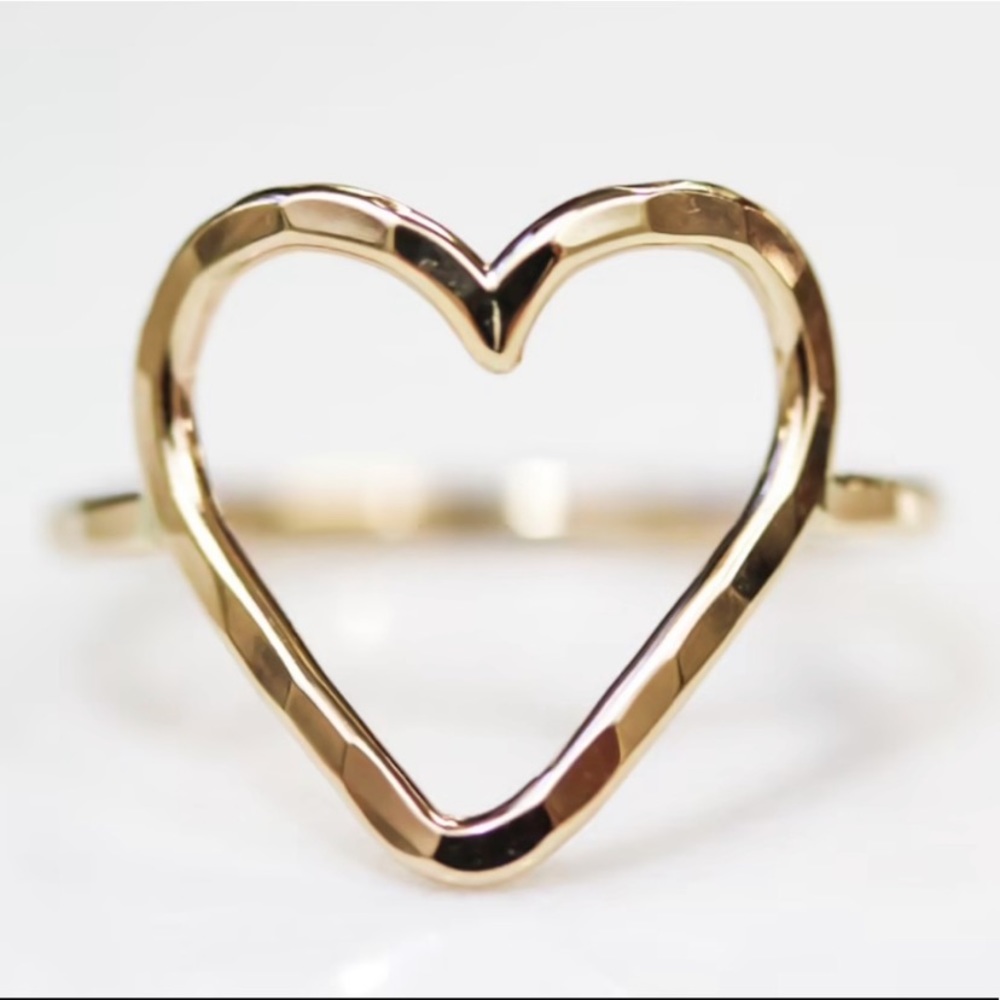 Silver heart ring